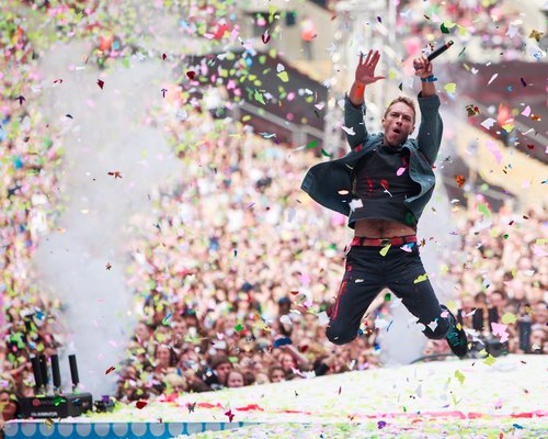 coldplay-live-at-the-summertime-ball-2012-1339255851-custom-0
