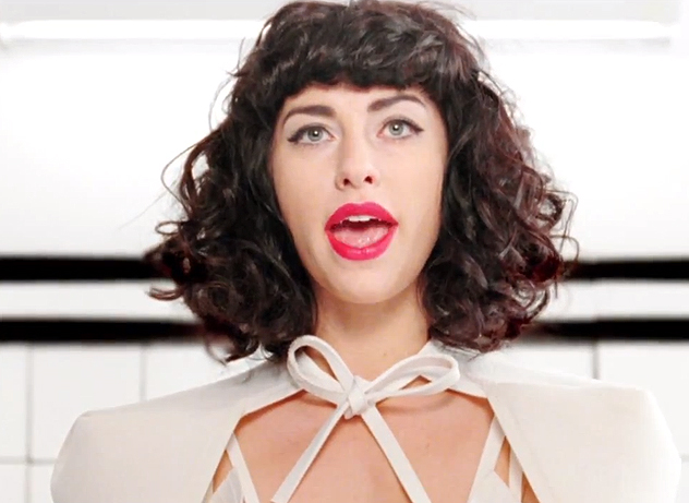 Kimbra przedstawia najnowszy singiel Kimbra przedstawia najnowszy singiel