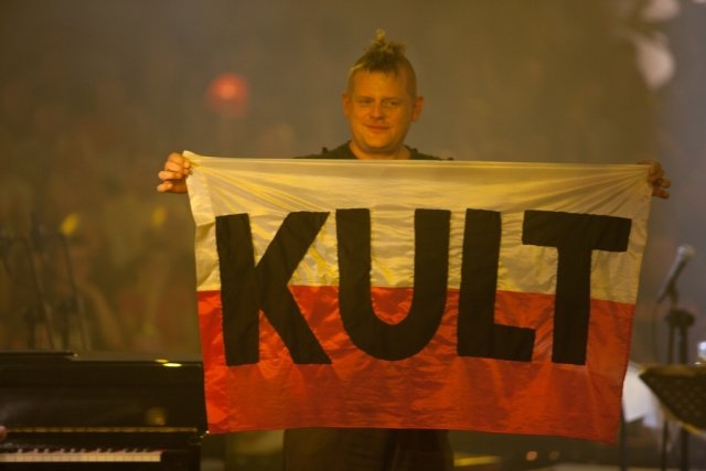 Kult po latach prezentuje teledysk do utworu Arahja Kult po latach prezentuje teledysk do utworu Arahja