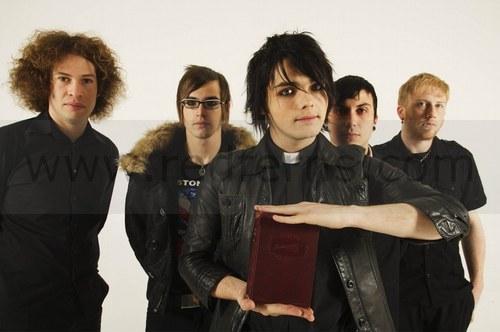 Reaktywacja My Chemical Romance? Szczegóły nowego wydawnictwa. Reaktywacja My Chemical Romance? Szczegóły nowego wydawnictwa.