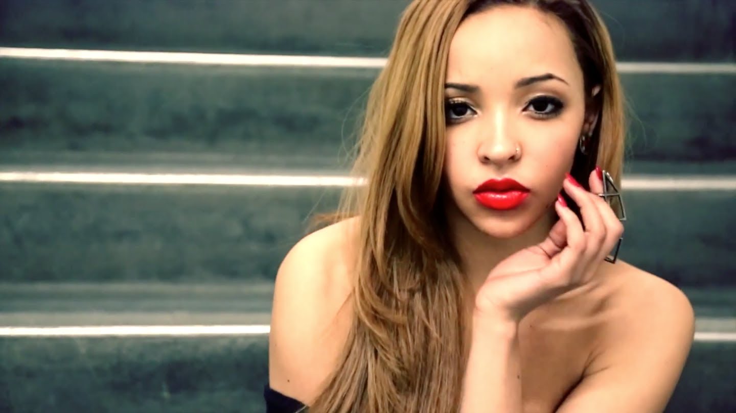 THEY. i Tinashe w nowej muzycznej współpracy THEY. i Tinashe w nowej muzycznej współpracy
