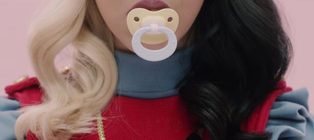 Melanie Martinez nawiązała współpracę z nową agencją artystyczną Melanie Martinez – Alphabet Boy
