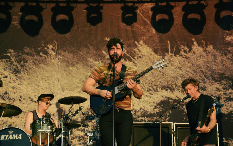 Foals prezentują remix do „2am”