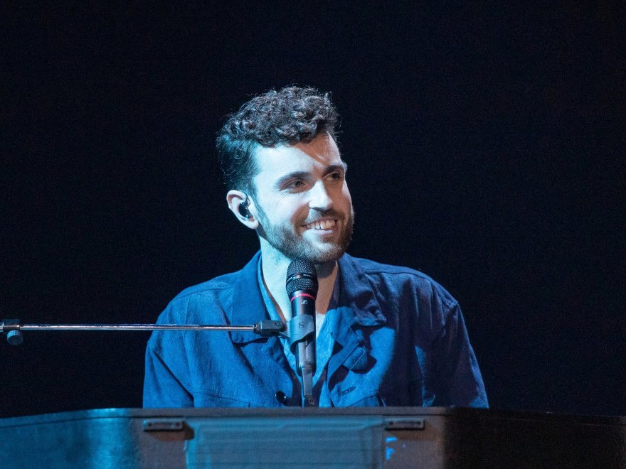 Duncan Laurence prezentuje nową wersję „Arcade” Duncan Laurence prezentuje nową wersję „Arcade”