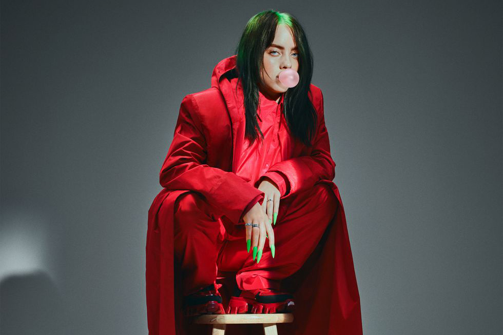 Billie Eilish: „Donald Trump niszczy nasz kraj”. Wokalistka najmłodszą artystką, która wystąpiła na konwencji Partii Demokratycznej Billie Eilish: „Donald Trump niszczy nasz kraj”. Wokalistka najmłodszą artystką, która wystąpiła na konwencji Partii Demokratycznej