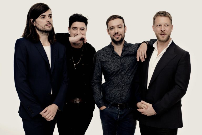Mumford & Sons zapowiadają nowy album Prizefighter