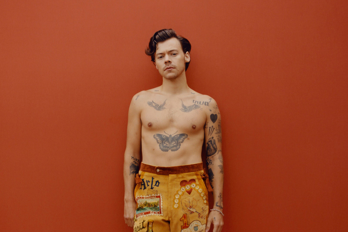 Harry Styles dla Dazed: „Zbliżanie ludzi do siebie to rzecz, z jakiej jestem najbardziej dumny” Harry Styles dla Dazed: „Zbliżanie ludzi do siebie to rzecz, z jakiej jestem najbardziej dumny”