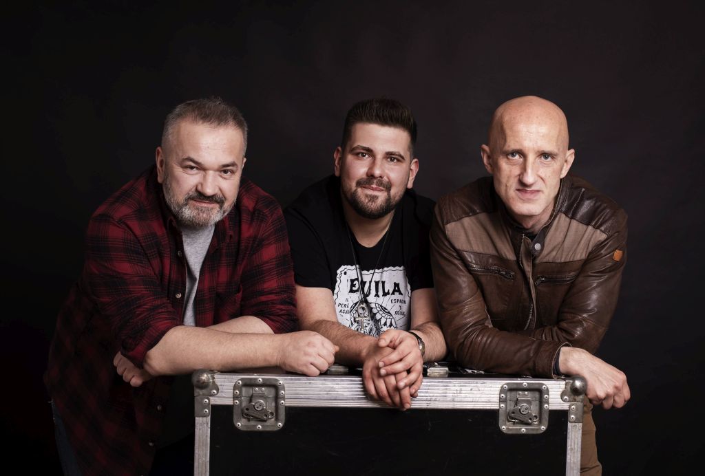 „Myślimy, że miłość do muzyki była w nas od zawsze” Wywiad z Liver „Myślimy, że miłość do muzyki była w nas od zawsze” Wywiad z Liver