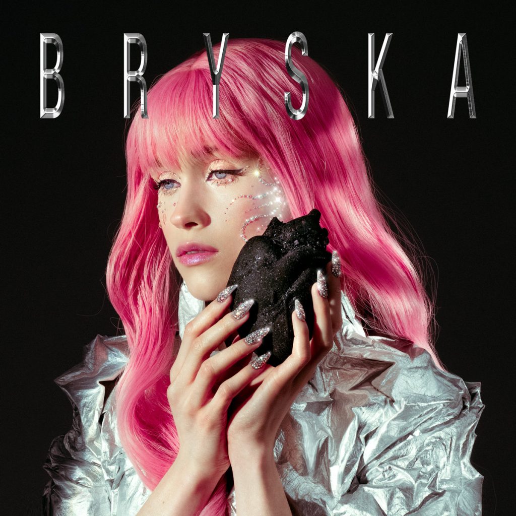 Bryska przedstawia debiutancki album Bryska przedstawia debiutancki album