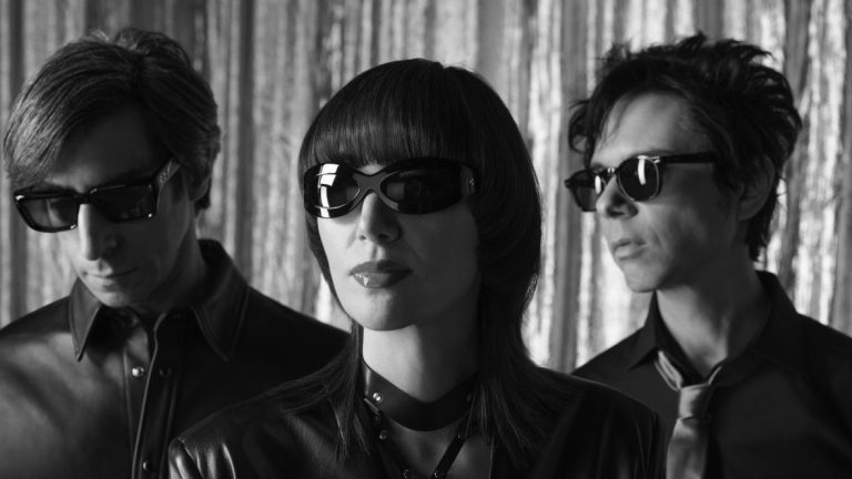 Dzikie rządze w dziko płonącym świecie. Yeah Yeah Yeahs – Cool It Down, 2022 (recenzja)