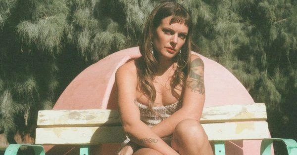 Tove Lo w coverze Dancing On My Own Tove Lo