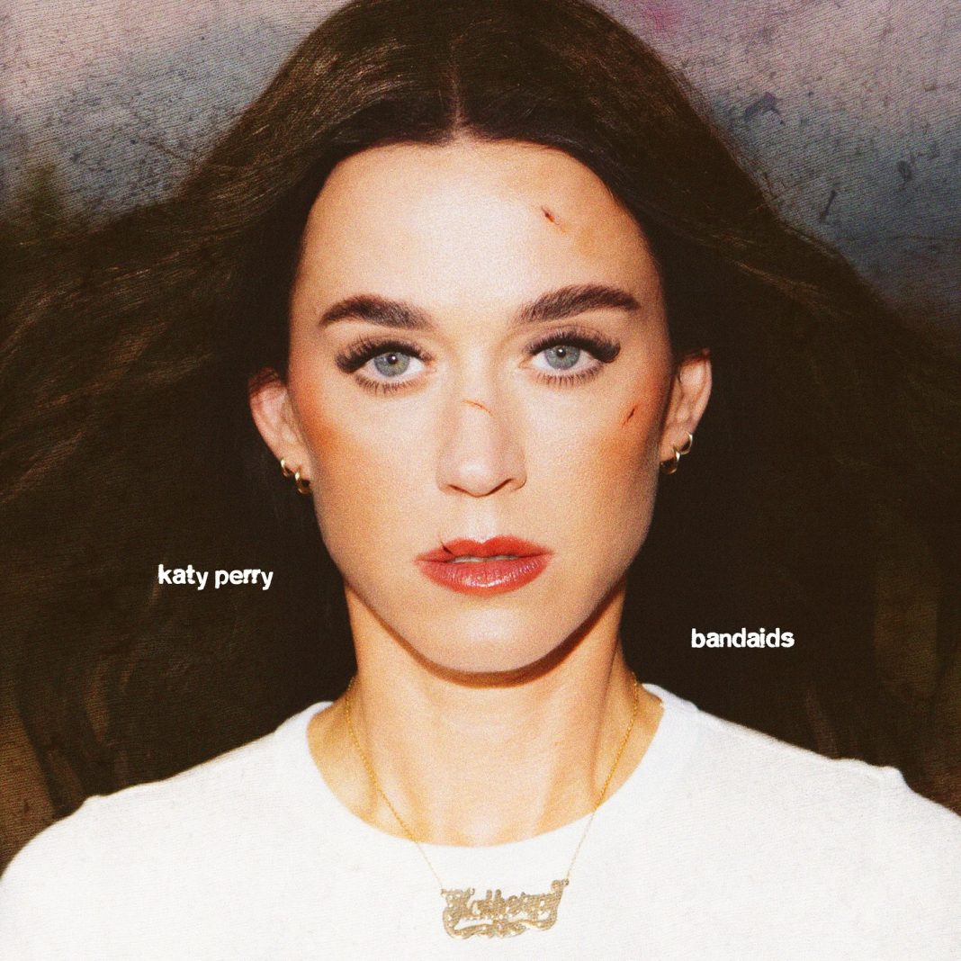 Katy Perry opatruje rany po 143 nowym singlem Bandaids Katy Perry opatruje rany po 143 nowym singlem Bandaids