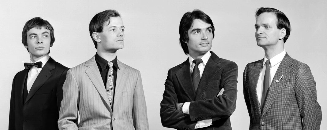 Nowa wersja Radio-Activity od grupy Kraftwerk Nowa wersja Radio-Activity od grupy Kraftwerk