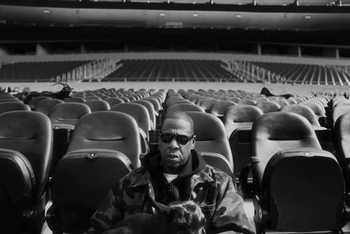Jay-Z główną gwiazdą Super Bowl LXI. Raper wystąpi w przerwie finałowego meczu Jay-Z główną gwiazdą Super Bowl LXI. Raper wystąpi w przerwie finałowego meczu